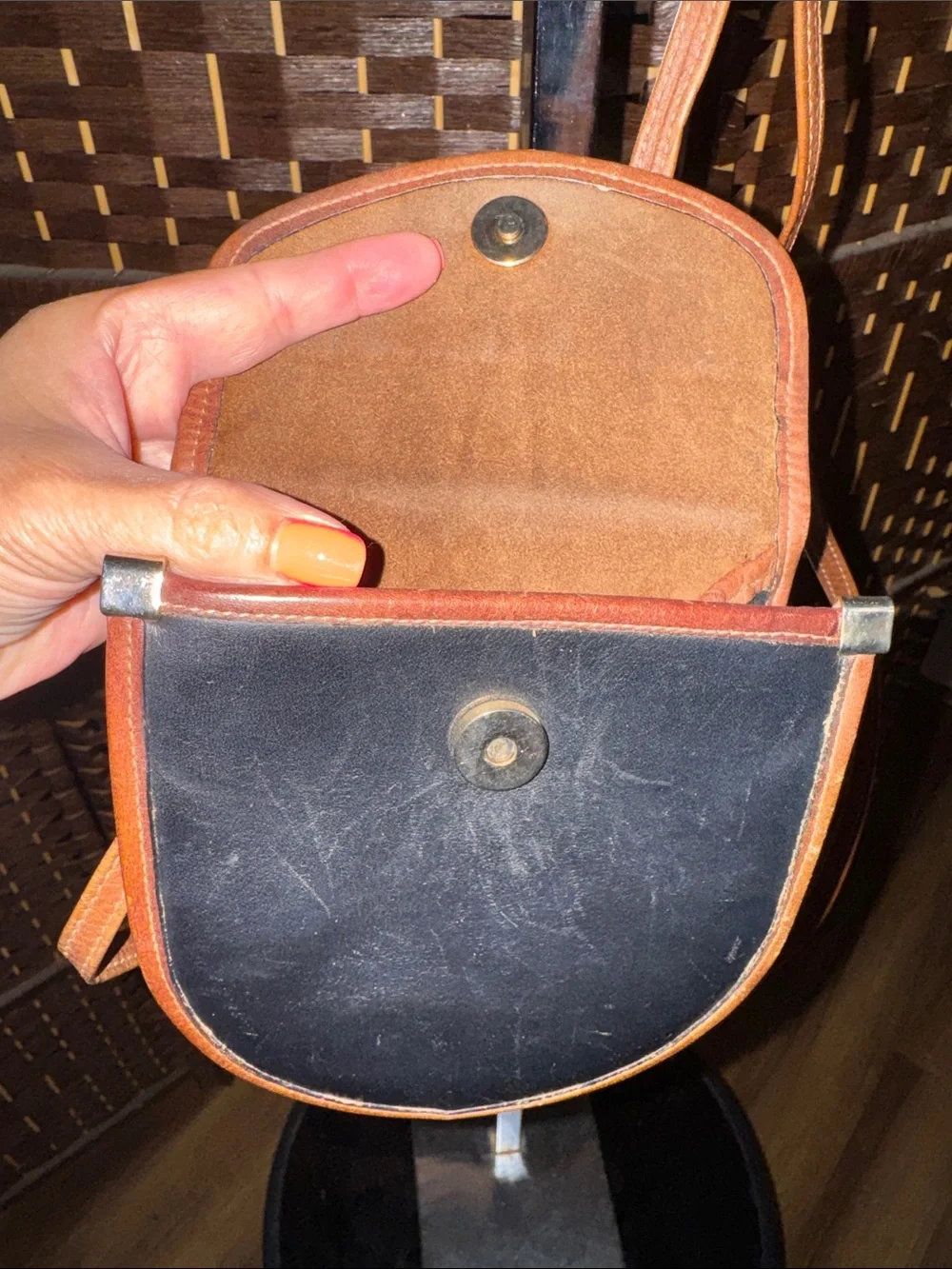 Black and Tan Leather Crossbody Bag - Classic Everyday Style